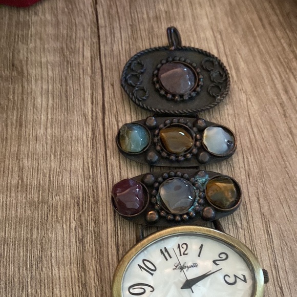 Warmtones bedecked this  Lafayette watch with Quartz movement EUC Needs battery - Picture 4 of 7